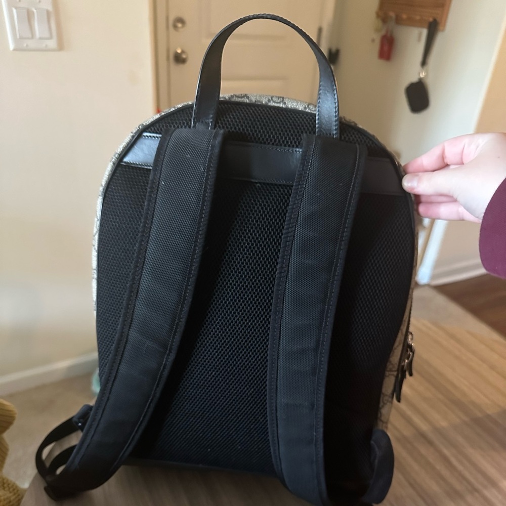 Gucci Backpack - Picture 2 of 4